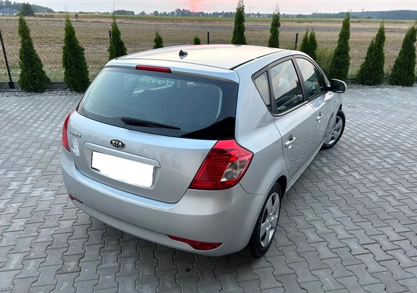 Kia Ceed cena 17900 przebieg: 172156, rok produkcji 2009 z Łuków małe 92